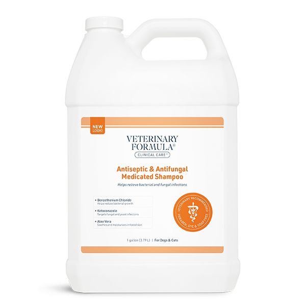 Veterinary Formula Clinical Care Antiseptic&Antifungal Medicated Shampoo Антисептичний та протигрибковий, з хлоридом бензетонію та кетоконазолом